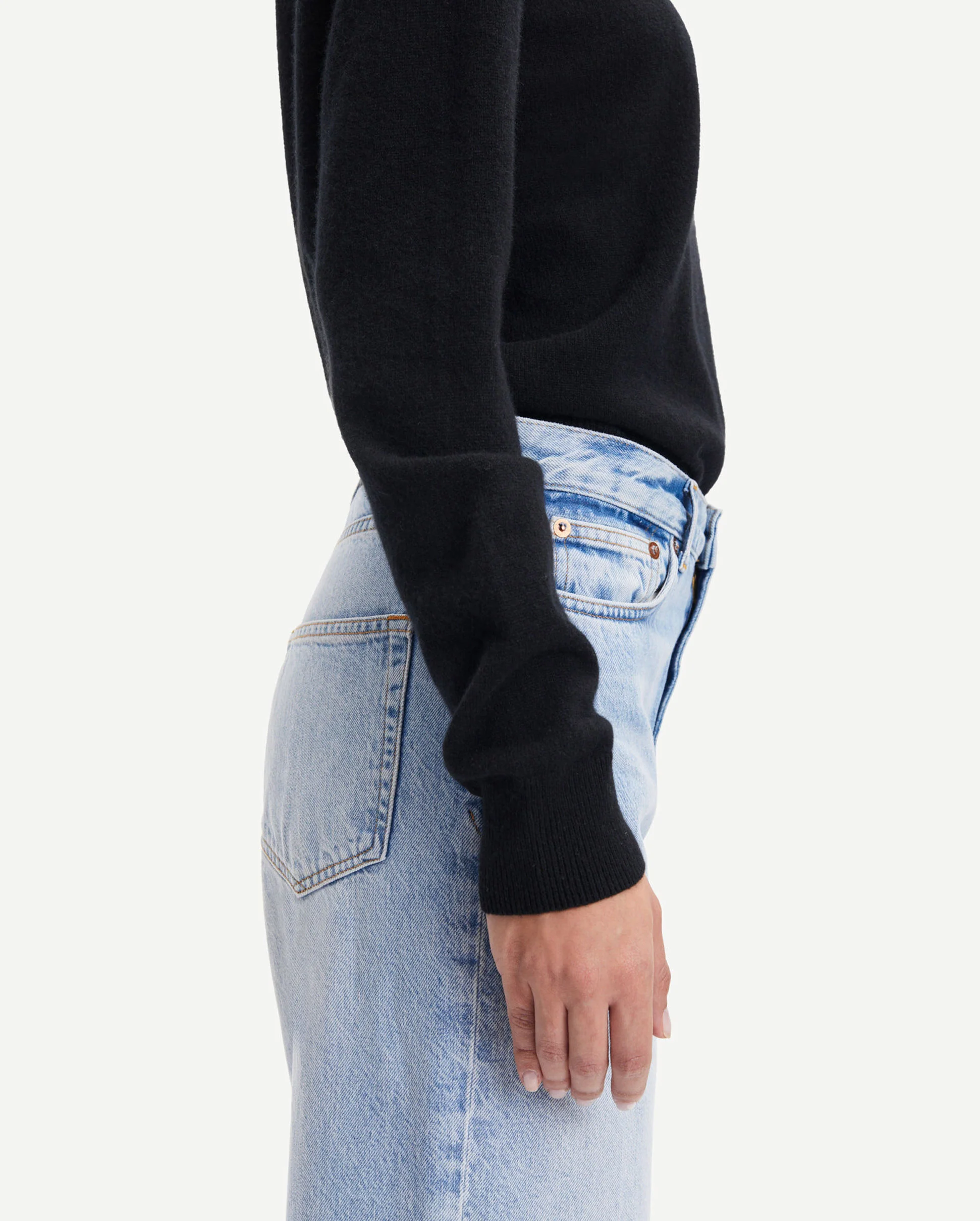 BOSTON O-NECK 6304 / BLACK - Image 5