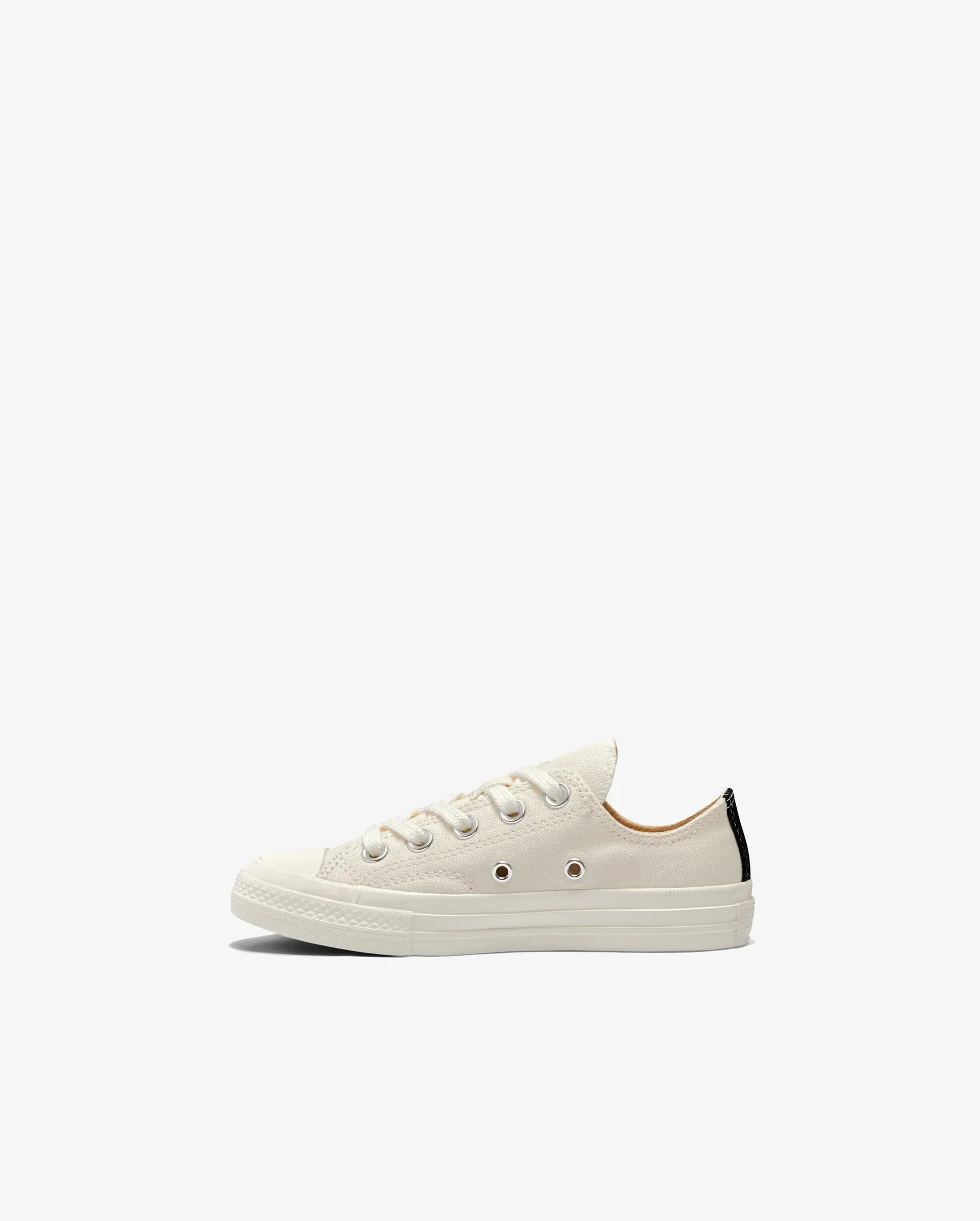 CHUCK TAYLOR KIDS SMALL RED HEART LOW / BEIGE - Image 3