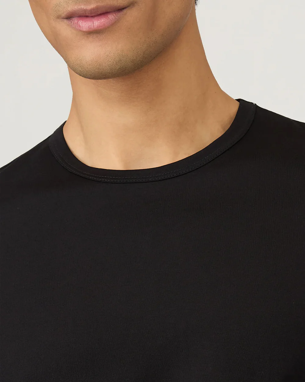 CLASSIC CREW NECK T-SHIRT / BLACK - Image 4