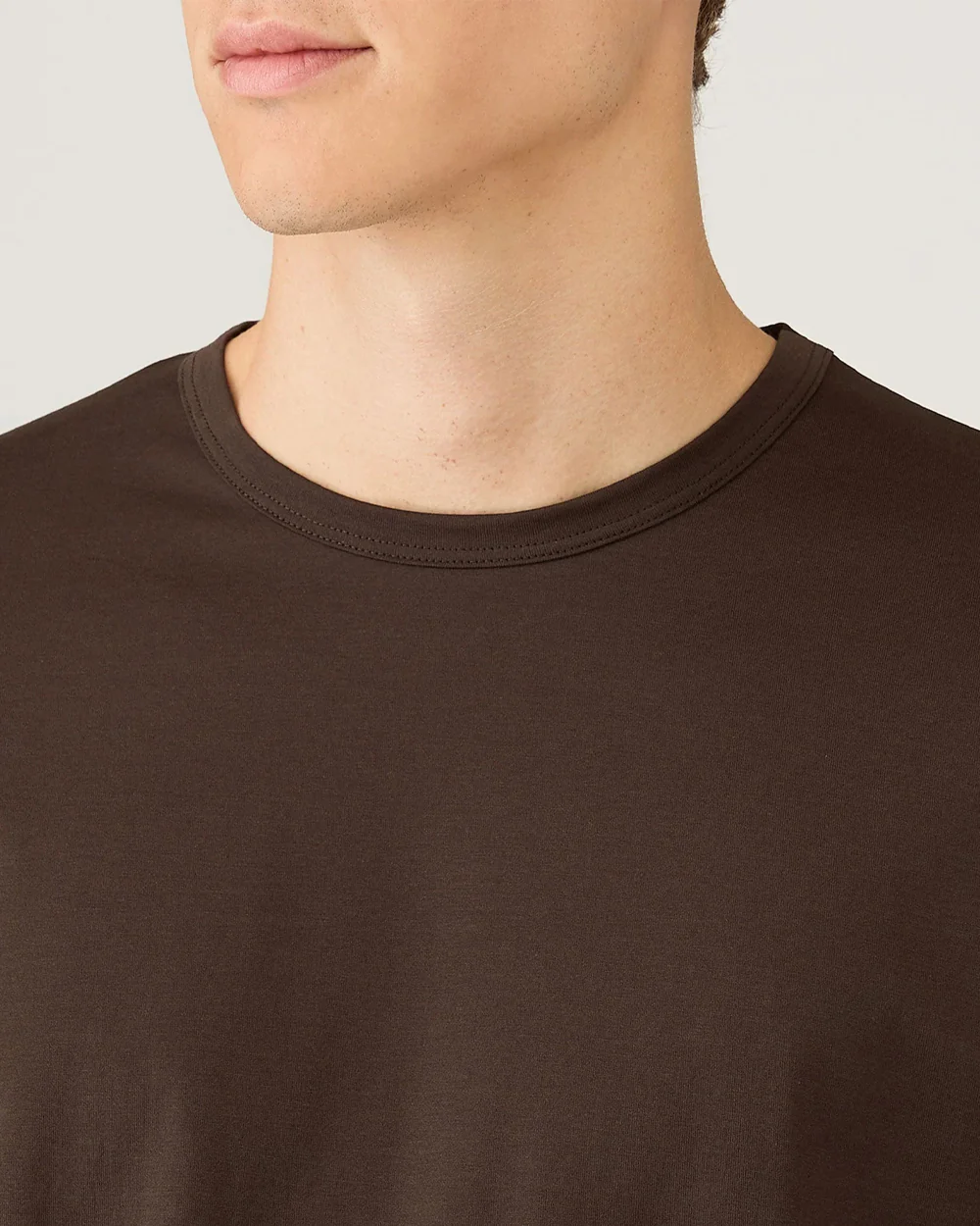 CLASSIC CREW NECK T SHIRT / DARK CHOCOLATE - Image 3
