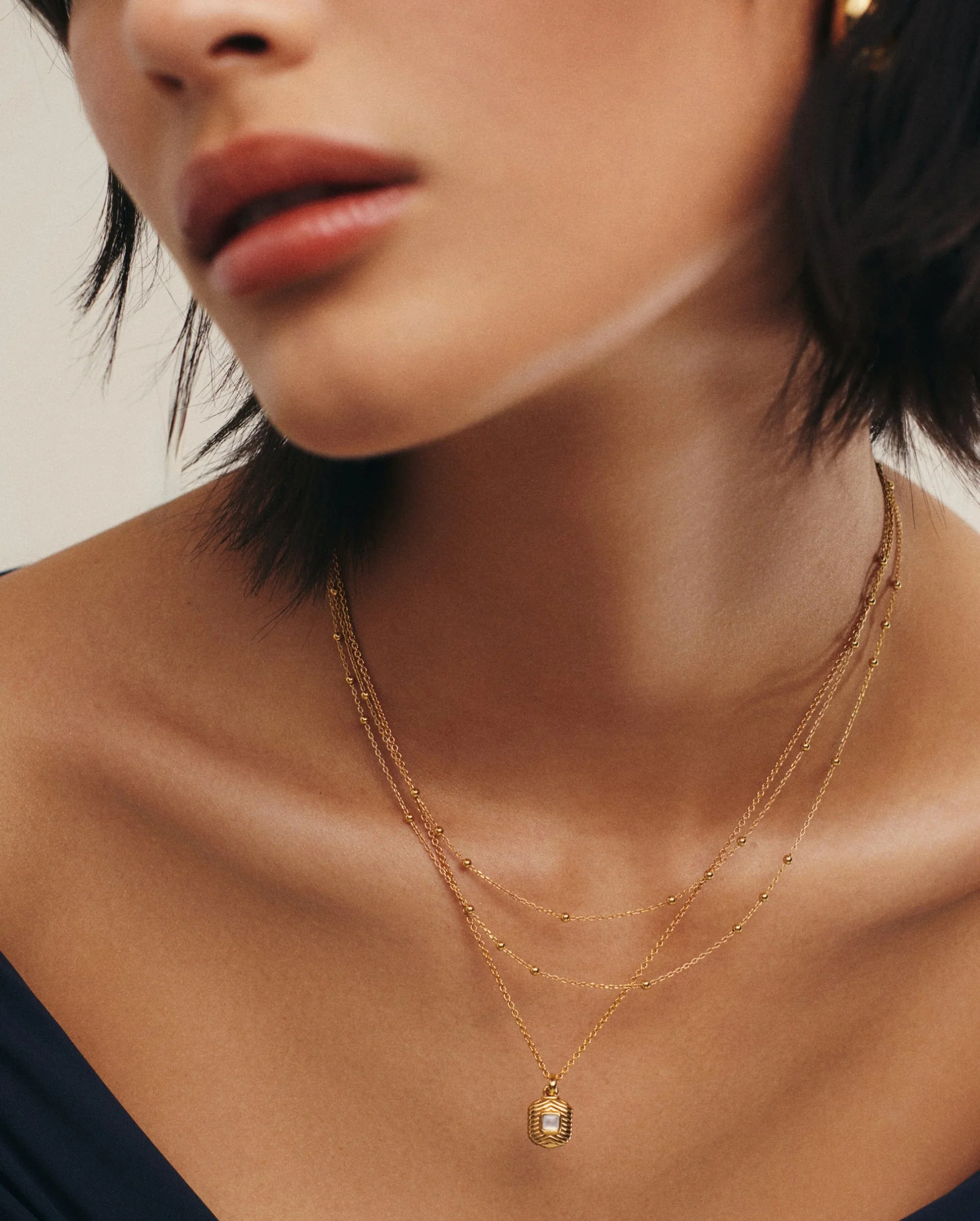 DOUBLE CHAIN NECKLACE / GOLD - Image 3