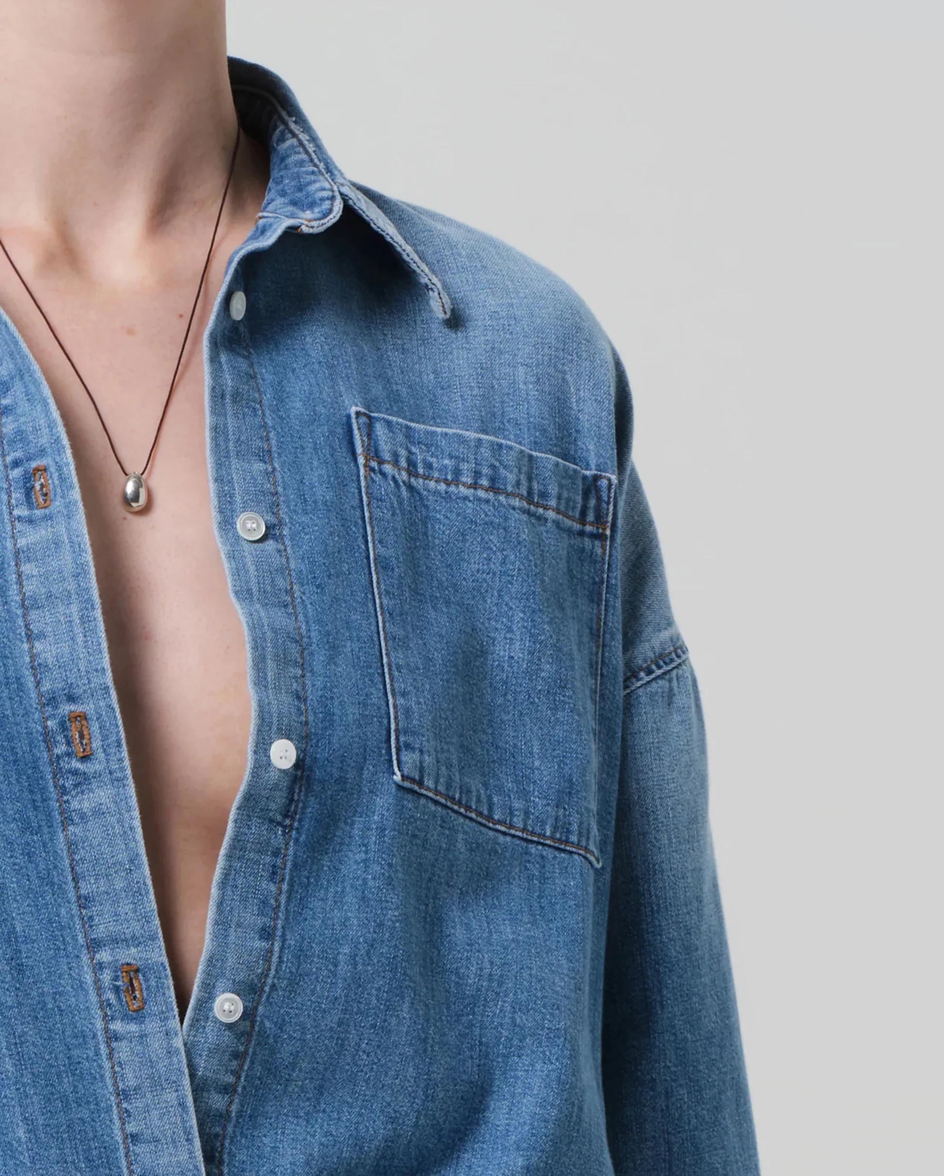 FRANCES CROPPED CAPE BUTTON UP / SKYLAND - Image 4