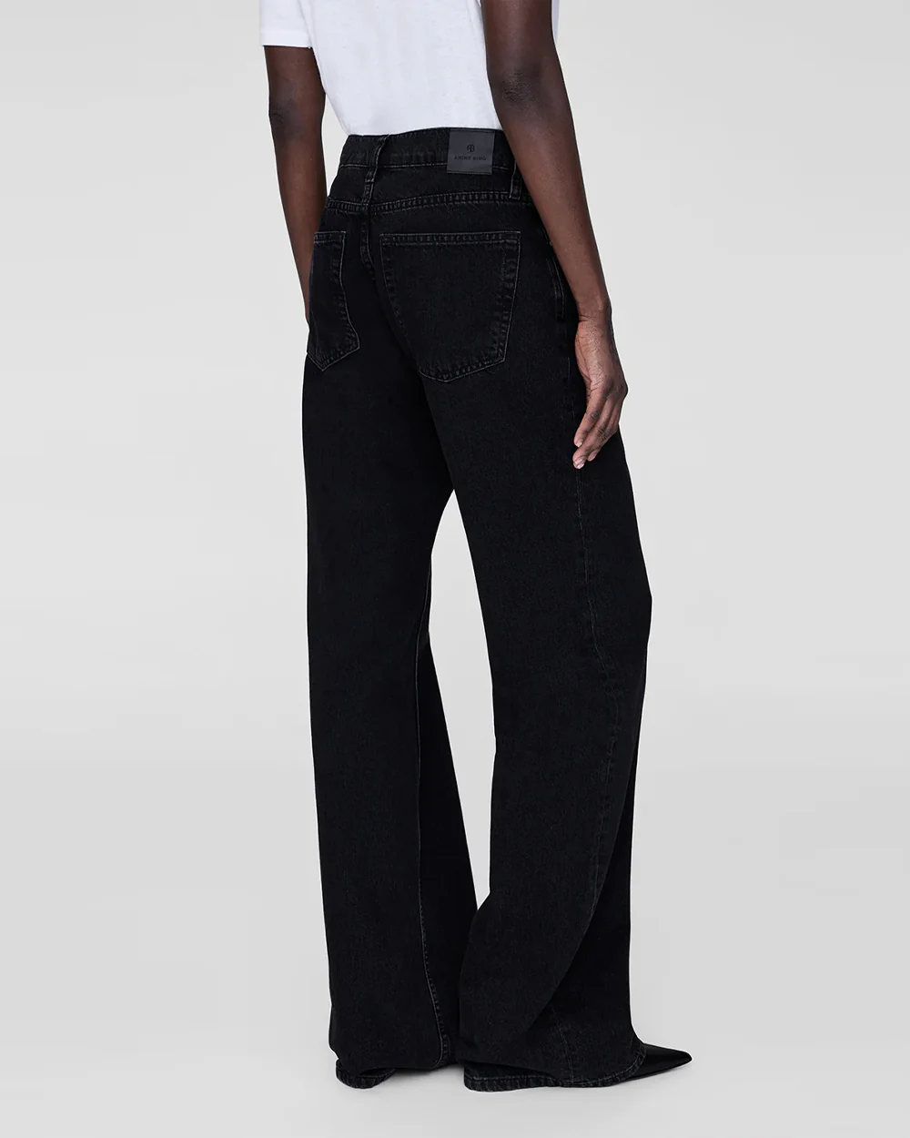 HUGH JEAN / VINTAGE BLACK - Image 3