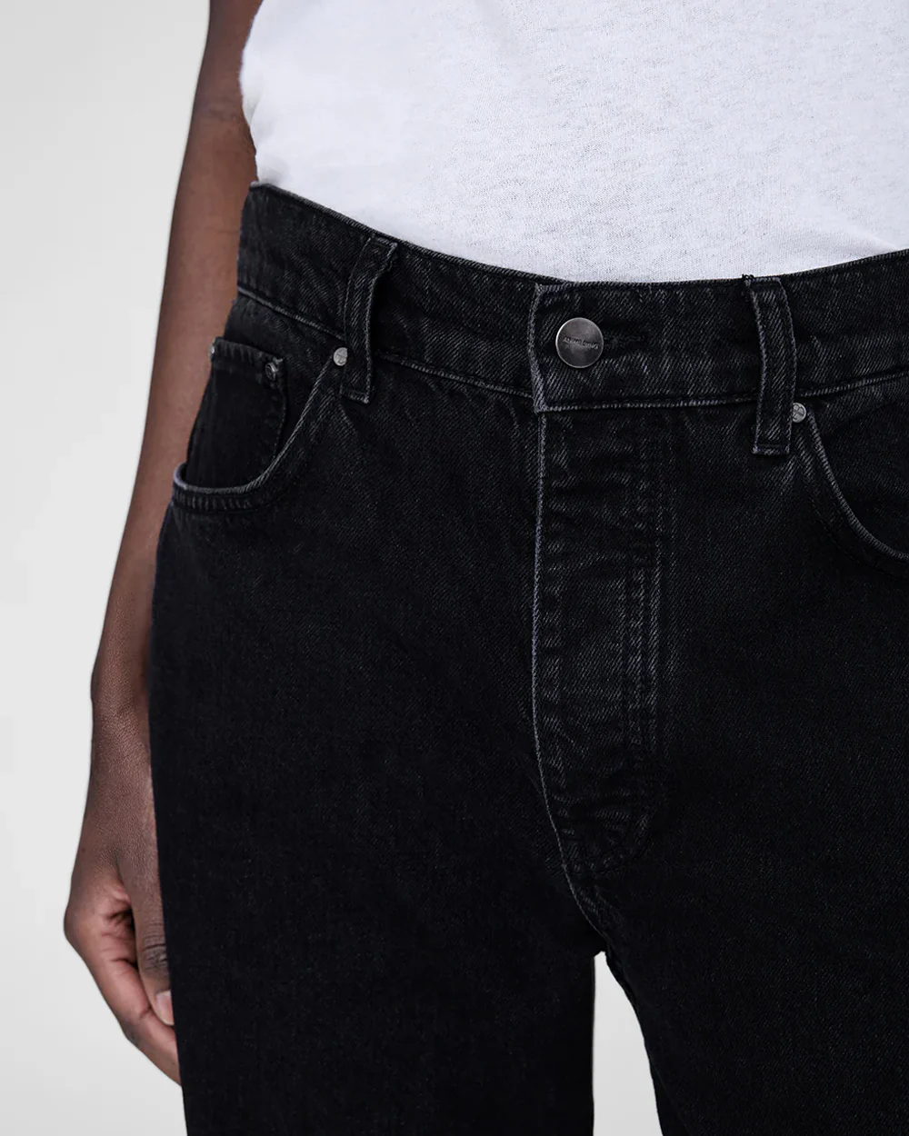 HUGH JEAN / VINTAGE BLACK - Image 4