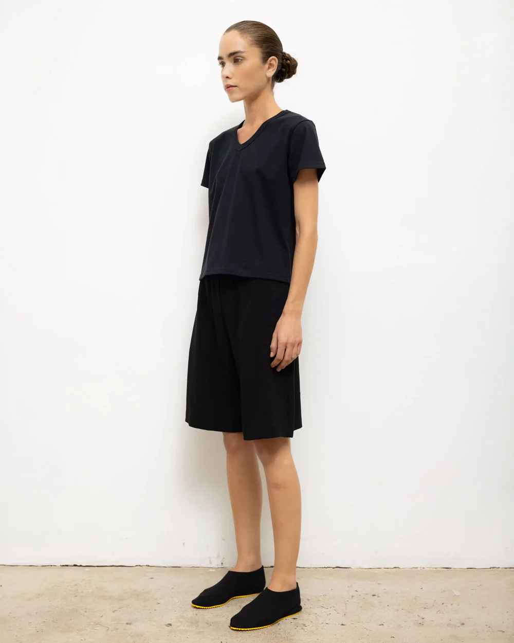MARGO V NECK / BLACK - Image 4