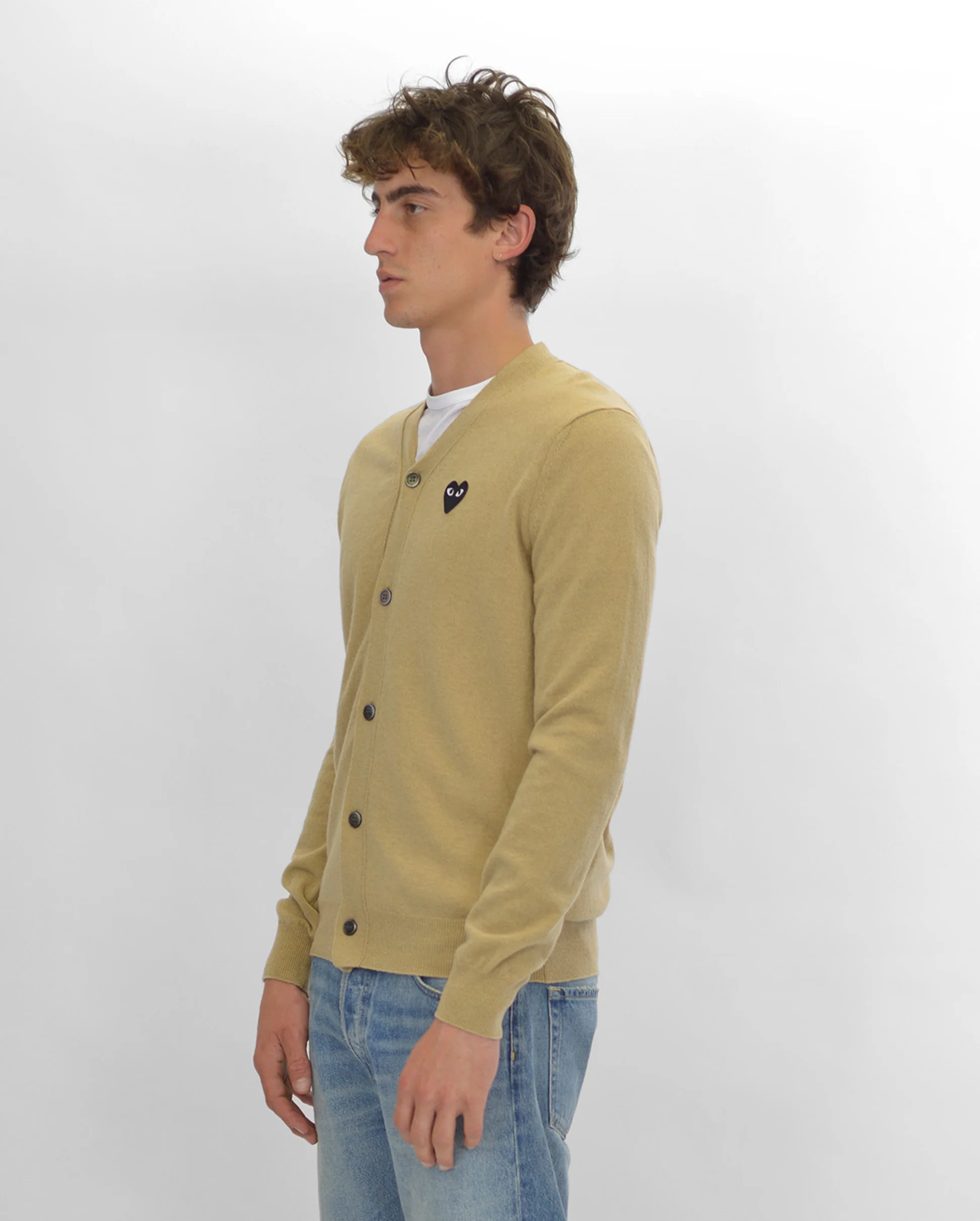 N024 UNISEX BLACK HEART CARDIGAN / BEIGE - Image 3