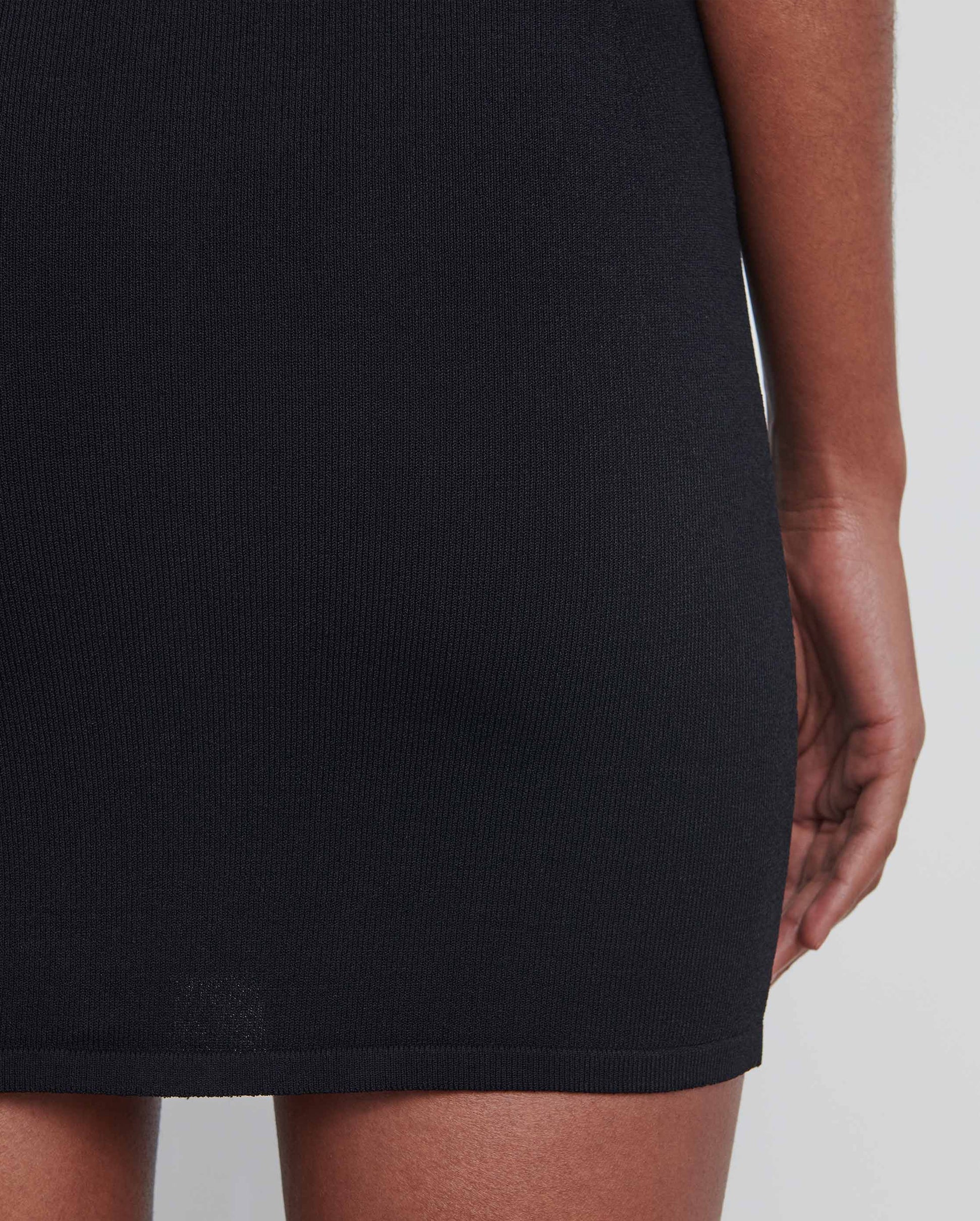 OFF SHOULDER MINI DRESS / BLACK - Image 7
