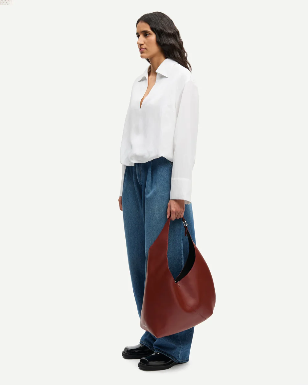 SAHARPER PLEAT JEANS 15893 / FLUID DENIM - Image 3