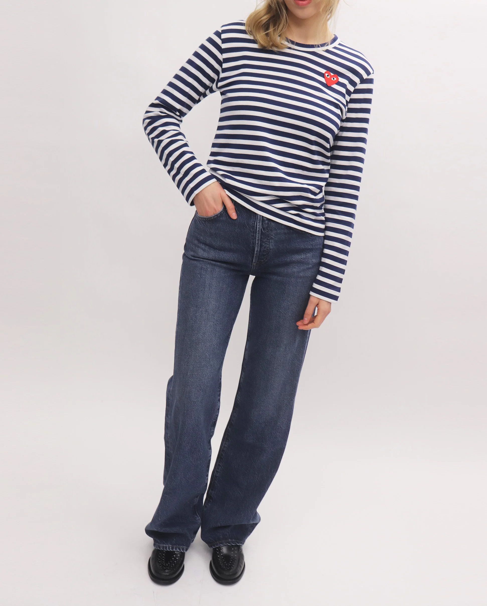 T010 UNISEX RED HEART LS T-SHIRT / DARK NAVY WHITE STRIPE - Image 2