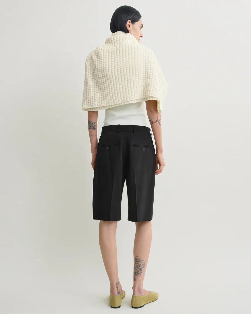 WIDE FLUID SHORTS / BLACK - Image 3